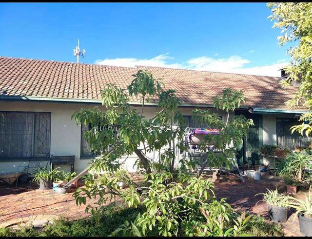 4 BEDROOM HOUSE FOR SALE IN EASTLEIGH